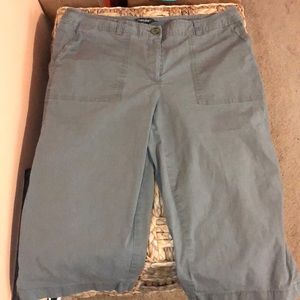 Pantology Bermuda Shorts Capri Pants